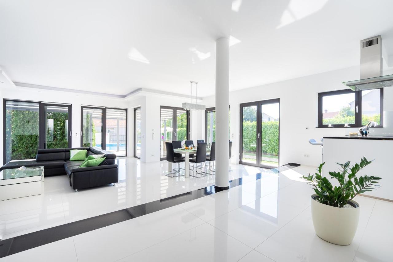 Luxury City Villa Trogir Exterior photo